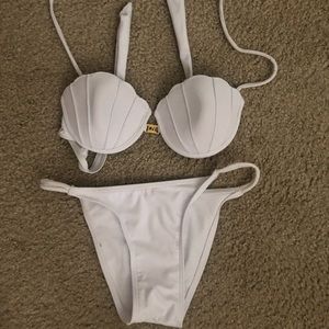 Seashell bikini